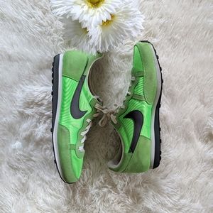 Nike Bright Green Men's Sport Sneakers Size 11.5